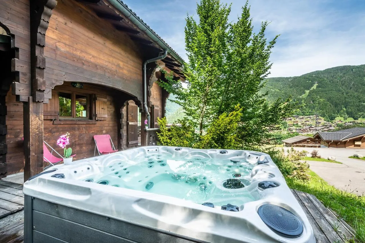 Chalet Doux Abri Morzine - By Emerald Stay
